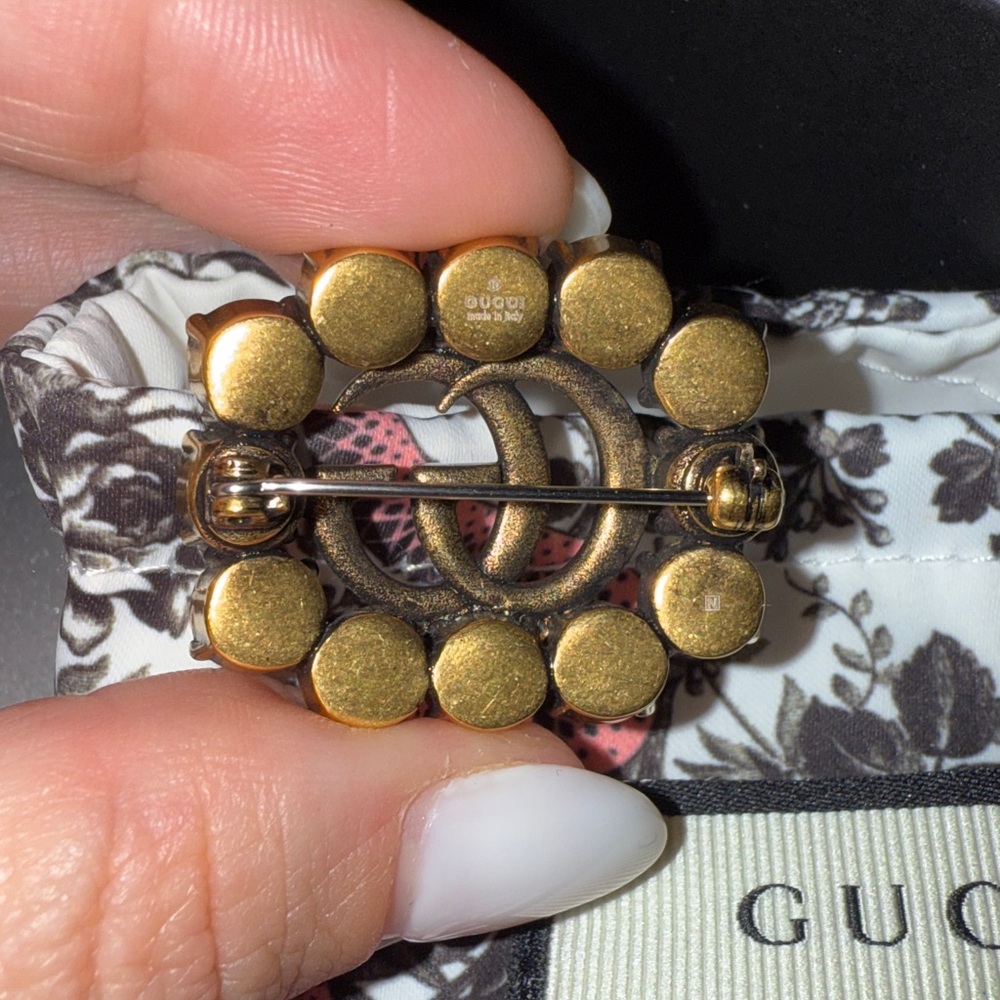 Gucci Emerald Green GG Logo Brooch - Picture 4 of 5